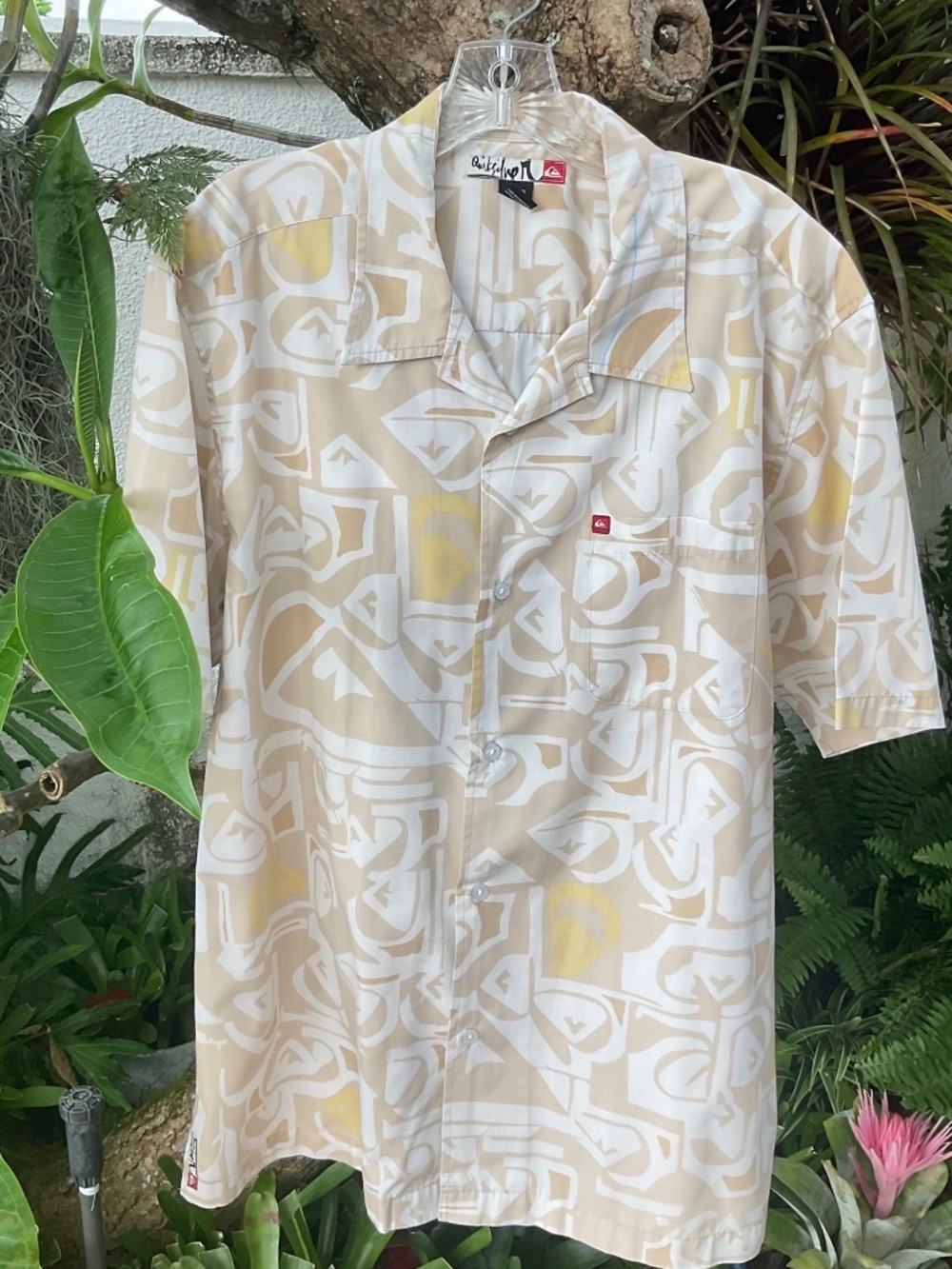 Quicksilver Men’s Aloha Shirt Size L